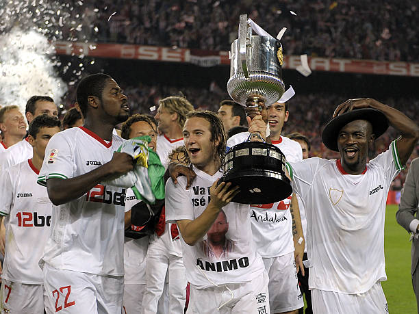 夫妻携手 夫妻携手