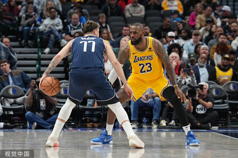 斯拉克与霍 斯拉克与霍