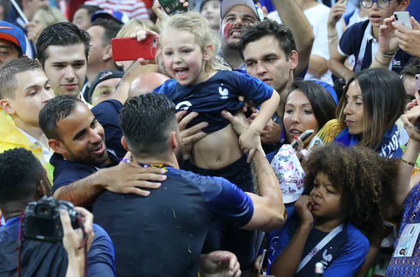 是最受瞩目 是最受瞩目