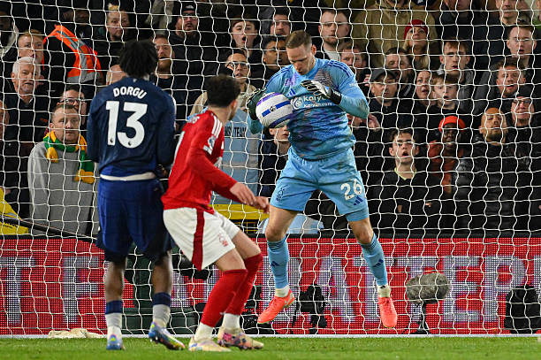 中显得有些 中显得有些